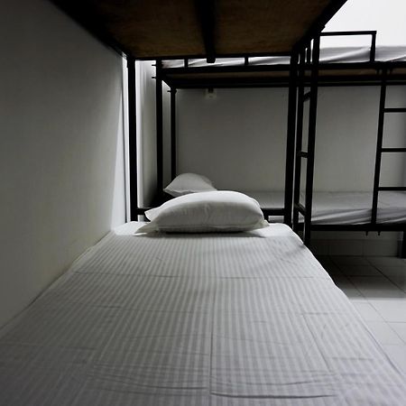 Pause Hostel Guwahati Exterior foto